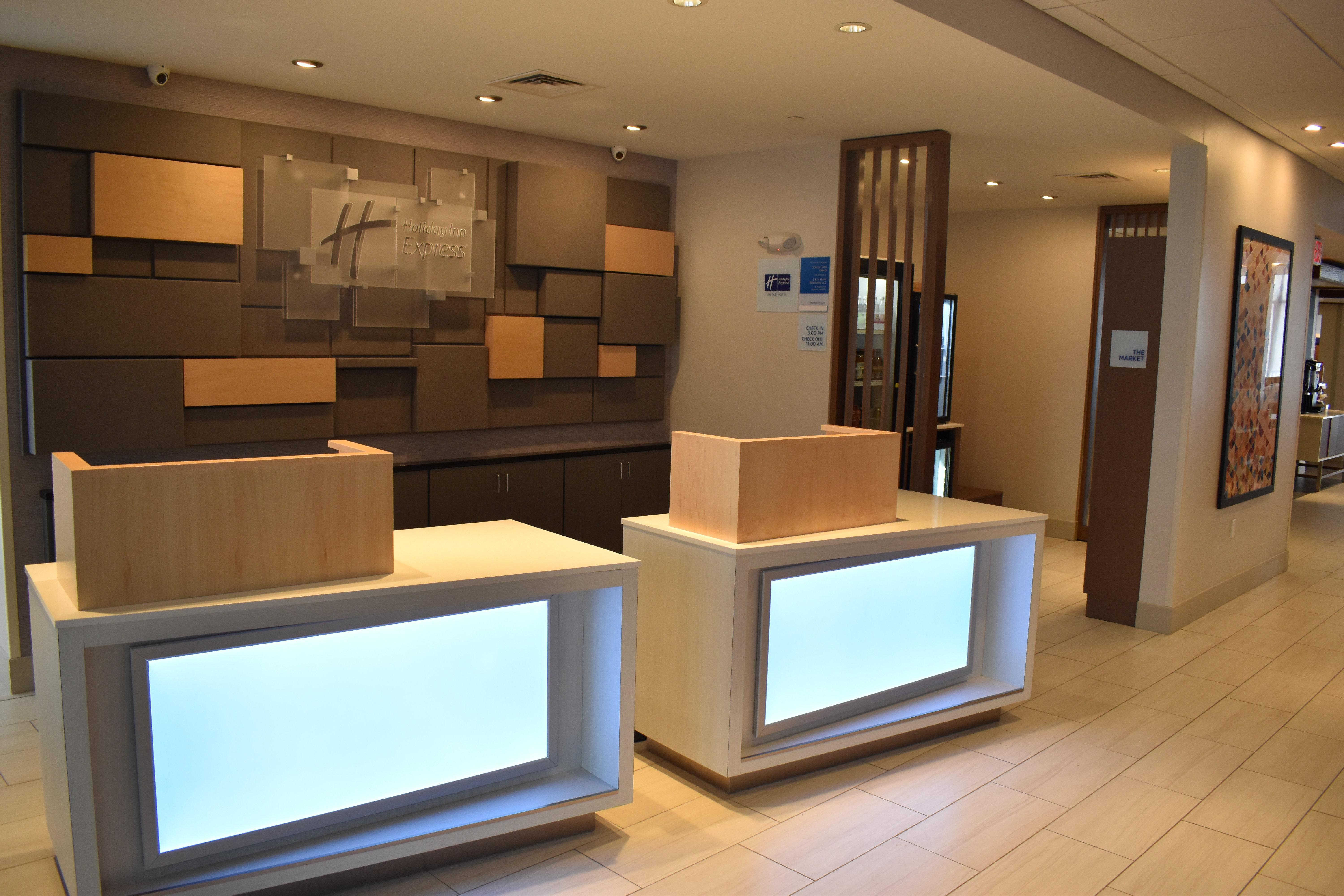 Holiday Inn Express & Suites - Boston South - Randolph, An Ihg Hotel Exteriör bild