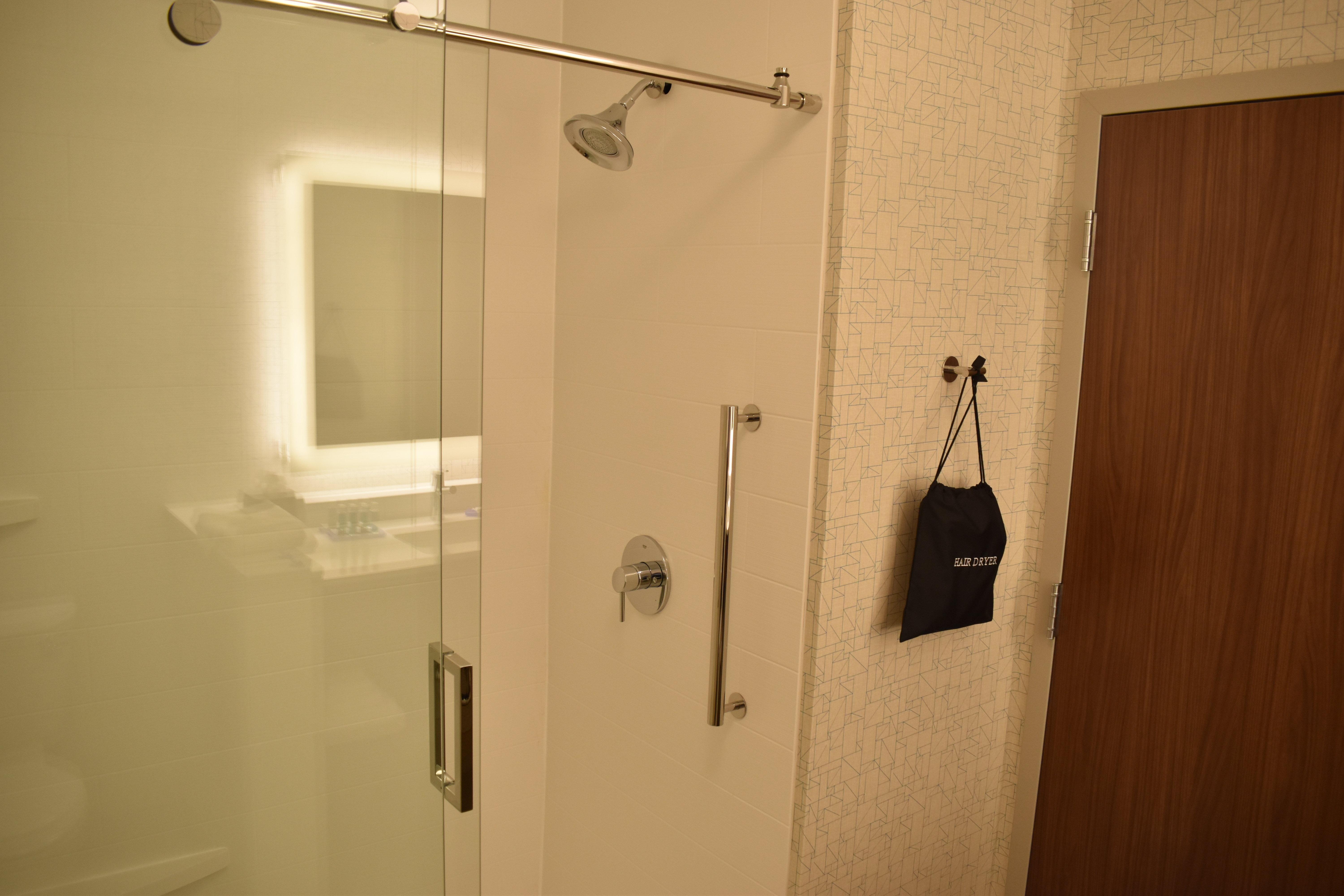 Holiday Inn Express & Suites - Boston South - Randolph By Ihg Exteriör bild