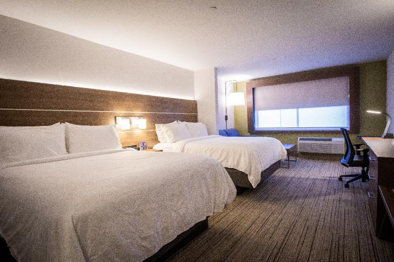 Holiday Inn Express & Suites - Boston South - Randolph By Ihg Exteriör bild
